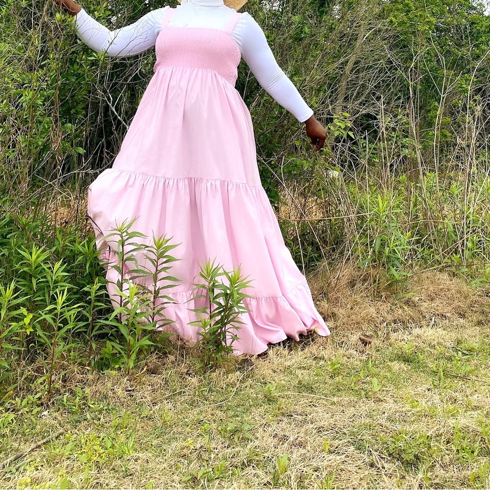 Pink sleeveless dress